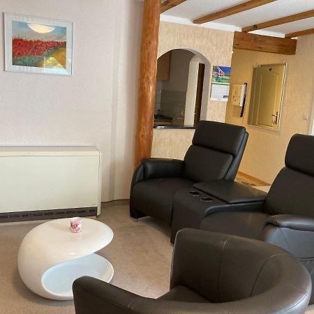 Landhausidyll Ferienwohnung Grundshagen エクステリア 写真