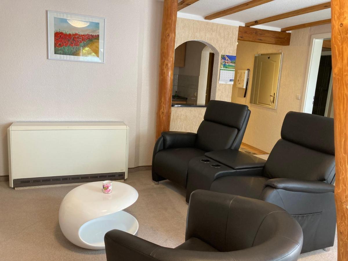 Landhausidyll Ferienwohnung Grundshagen エクステリア 写真